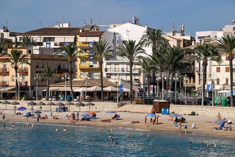 View of the beach and old town of Jávea or Xàbia, Alicante Province, Comunidad Valenciana, Spain