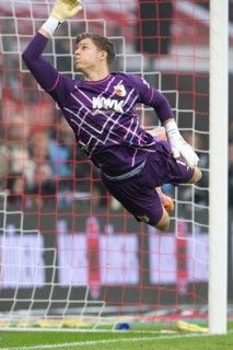Finn Dahmen (FC Augsburg, goalkeeper, #1), COLOGNE, Germany - OCTOBER 18: During the Bundesliga