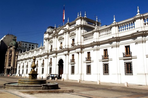 La Moneda Palace, La Constituicion Square, Santiago, Chile
