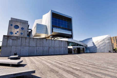 Concert hall und Musikkens Hus, Haus der Musikkens Plads, square, architect Coop Himmelblau, modern