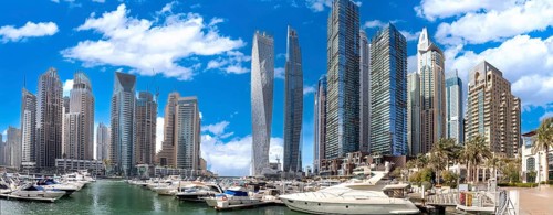 Captivating Dubai Marina, A Scenic Waterfront Skyline of Modern Luxury and High-Rise Architecture