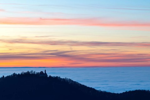 Inversion weather, fog, sunset, autumn, view from Breitenstein to Teck Castle, Ochsenwang, Swabian