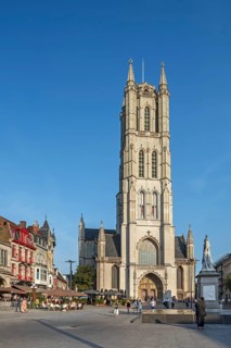 Saint-Bavo's square showing St. Bavo's cathedral, Sint-Baafskathedraal and pavement cafés in the