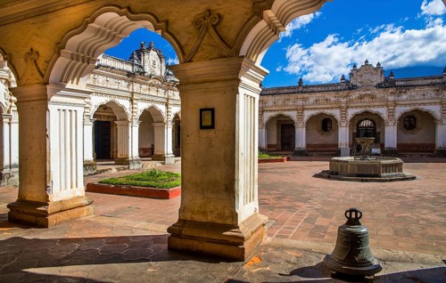 Old San Carlos University, Antigua