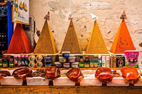 161/beautifully draped spices