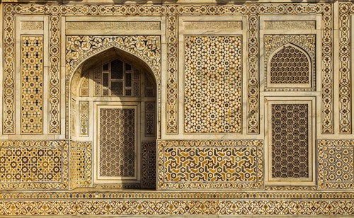 Finest marble inlays and filigree lattice windows, Itmad-ud-Daulah mausoleum, Agra, Uttar Pradesh,