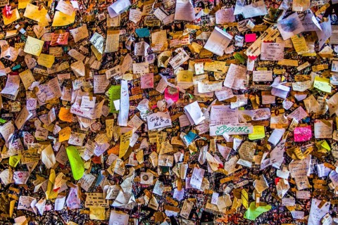 Declaration of love on the wall at Juliet's house - Casa di Giulietta, setting of Shakespeare's