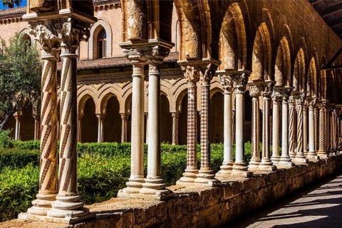 Cloister with 228 differently designed double columns, capitals with reliefs from the Bible or