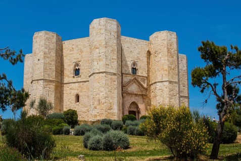 Octagonal castle - landmark of the region, Castel del Monte, Puglia, Castel del Monte, Puglia,