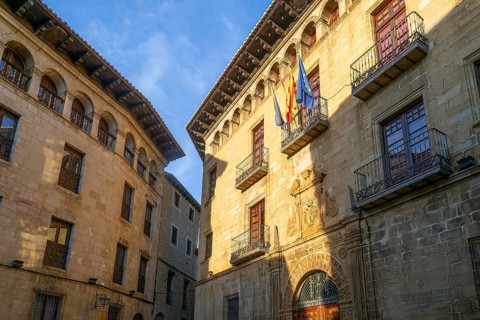 Casa de la Villa town hall Renaissance building, medieval village of Sos del Rey Católico, Cinco
