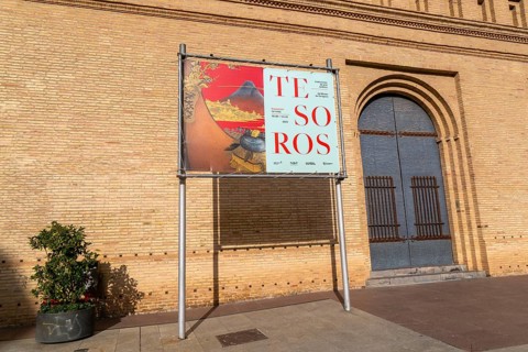 Poster for Tesoros de Oriente exhibition at La Lonja de Zaragoza, Zaragoza, Aragon, Spain