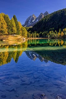 Mountain lake, reflection, mountains, larch forest, autumn discoloration, autumn, sunny, Lake