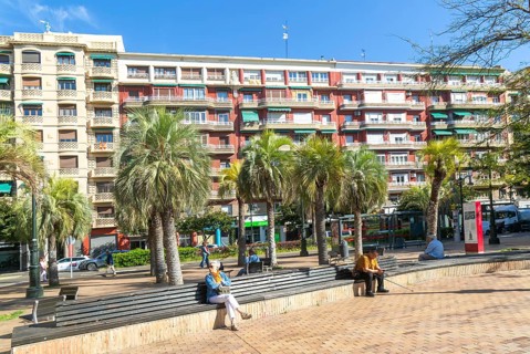 Modern residential apartment block buildings, Plaza de Portillo, city centre of Zaragoza, Aragon,