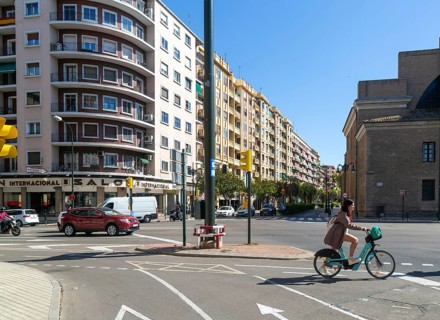 Modern residential apartment block buildings, Calle del Conde de Aranda, city centre of Zaragoza,