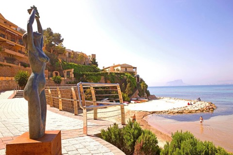 Sculpture, bay, Moraira, former fishing village, pearl of the Costa Blanca, Mediterranean Sea,