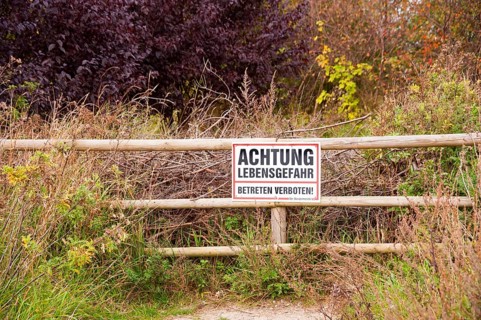Danger warning sign, Cape Arkona, Wittow Peninsula, Putgarten, Rügen Island, Mecklenburg-Western