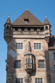 Medieval residential tower, Romanesque, Nassau House, Schlüsselfelder Stiftungshaus, architectural