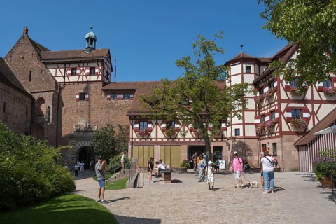 Historic buildings in the castle courtyard, Kaiserburg, Nuremberg Castle, Nuremberg, Middle