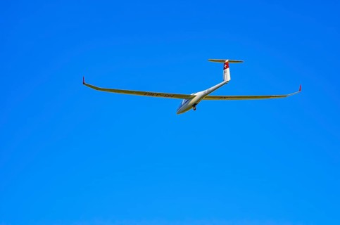 A DG Flugzeugbau glider DG-1000, registration HB-3361, during a demonstration as part of an air