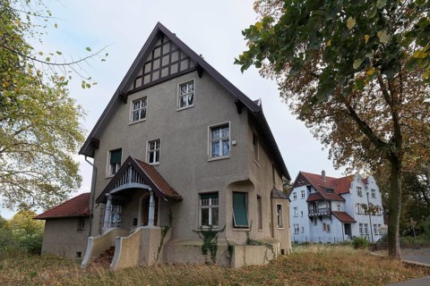 Historic villa for employees of the former Krupp Hüttenwerk Rheinhausen, Beamtensiedlung