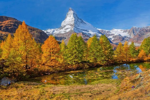 Matterhorn 4478 m above Lake Grindji in autumn, Zermatt, Mattertal, Valais, Switzerland