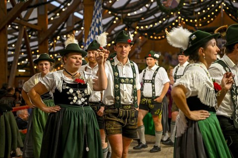 Traditional traditional costume show at the Tradition party tent, Oide Wies'n, Oktoberfest, Munich,