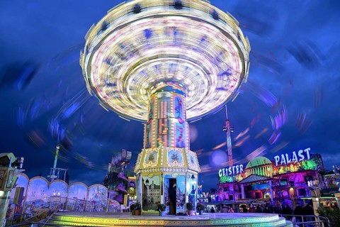 Chain carousel, blue hour, blue hour, Oktoberfest, Munich, Bavaria, Germany