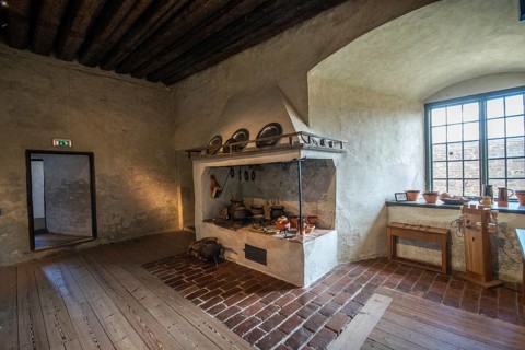 Interior of Kalmar Castle: The kitchen. Kalmar, Småland, Sweden, Scandinavia. Kalmar Castle was