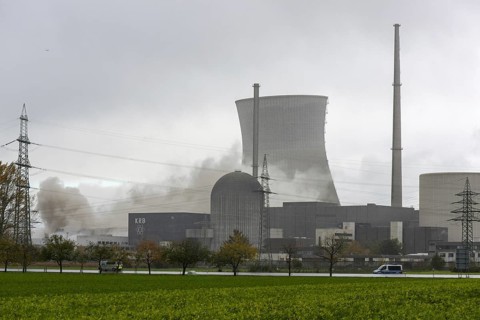 Demolition of the 160m high cooling towers of the disused Gundremmingen nuclear power plant (AKW