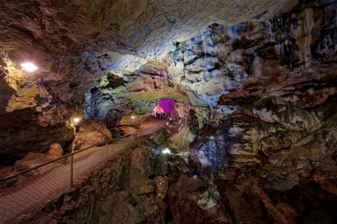 Nebelhöhle, stalactite cave in the Swabian Jura, stalactites, stalactite forest, interior view,