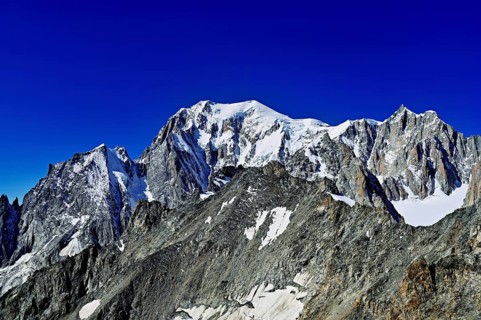 From left, the mountains L'Aiguille Blanche de Peuterey, Mont Blanc, Mont Maudit, Pointe Helbronner