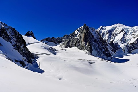 View of the mountains from the Télécabine Panorama Railway, l'Aiguille Noire de Peuterey, La Tour