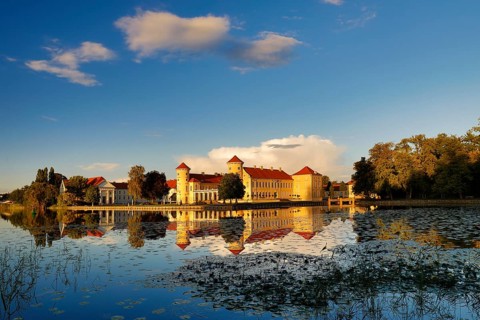 Rheinsberg Castle, lakeside with Lake Grienerick, Ostprignitz-Ruppin district, prime example of