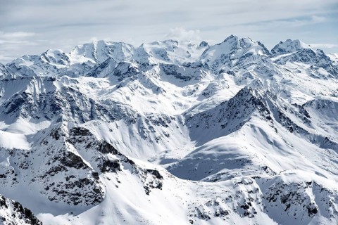 Mountain panorama with view of peaks, view from Piz Grialetsch in winter, Bündner Haute Route,