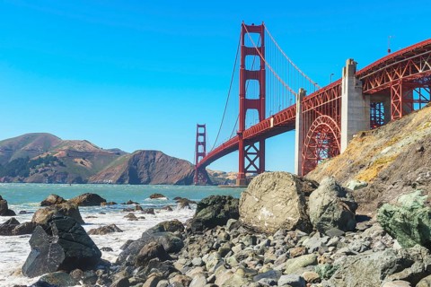 View of Golden Gate Bridge from Bakery beach, San Francisco, California, USA