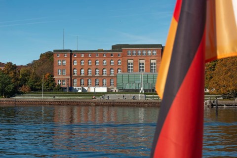 State capital Kiel, building of the Schleswig-Holstein state parliament, glass annex, glass