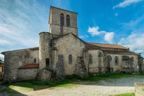 Dore l'église village. Saint Blaise church, Puy de Dome, Auvergne Rhone Alpes, France
