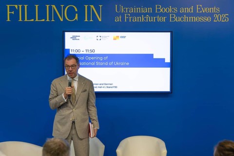Minister of State for Culture Wolfram Weimer (non-party) and the Ukrainian Ambassador to Germany,