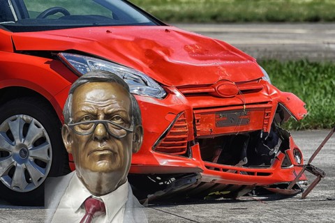 Symbolic image, car, expert, insurance claim, car insurance, fire, road accident, car crash,
