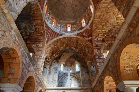 Metropolis, Metropolitan Church of Agios Dimitrios Mystras, interior view of a church with brick