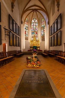 Sarcophagus of Johann Sebastian Bach in the chancel of St Thomas's Church, burial place, Leipzig,