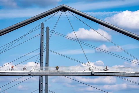 Bridges in Düsseldorf, in the foreground, the pedestrian and cycle bridge over the canal to the