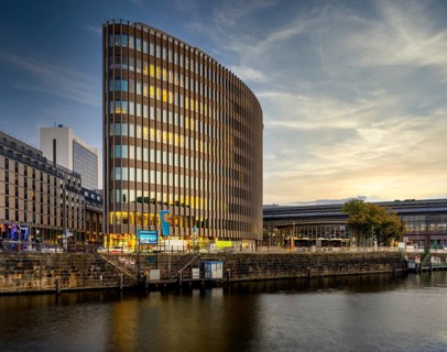 Office complex of Ernst & Young Law GmbH Rechtsanwaltsgesellschaft Steuerberatungsgesellschaft,