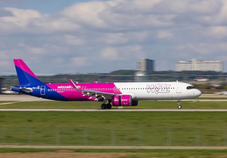 Flight operations at Stuttgart Airport. Aircraft on landing. Aircraft registration number: HA-LGR,