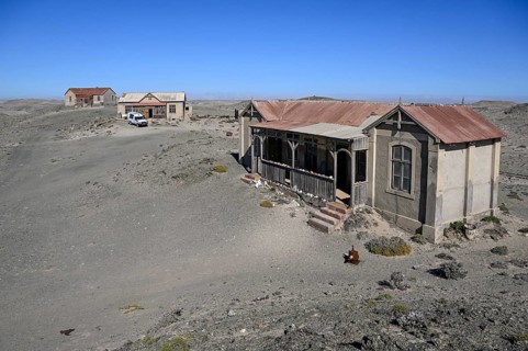 Ruined buildings in the desert sand, Pomona, restricted diamond area, near Lüderitz, Karas region,