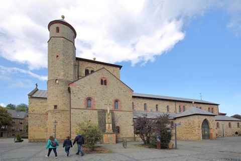 Romanesque collegiate church of St Chrysanthus and Daria, pilgrimage route, Way of St James,