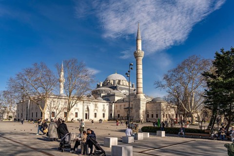 Beyazit Square and Mosque, Istanbul, Turkey