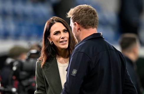 Presenter Esther Sedlaczek in conversation with national coach Coach Julian Nagelsmann GER World