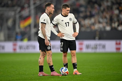 David Raum GER (22) Florian Wirtz GER (17) ready for free-kick, World Cup qualifier, international
