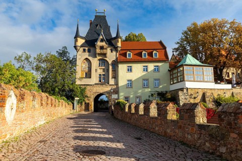 Way to the gatehouse, Old Town, Meissen, Saxony, Germany